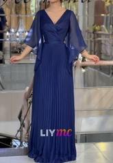 V-Neck Short Sleeves Pleated A-Line Mother of Bride Dress